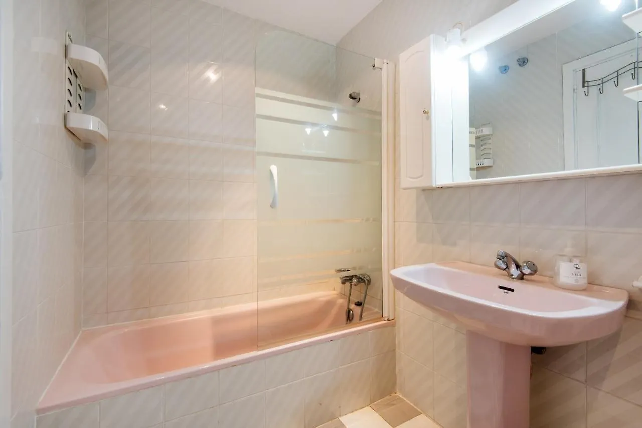 Boliches Center Apartment Next To The Beach, Parking, Pool & Terrace Fuengirola Spain