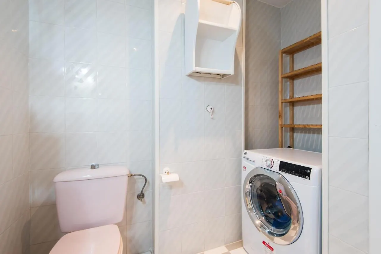 Boliches Center Apartment Next To The Beach, Parking, Pool & Terrace Fuengirola