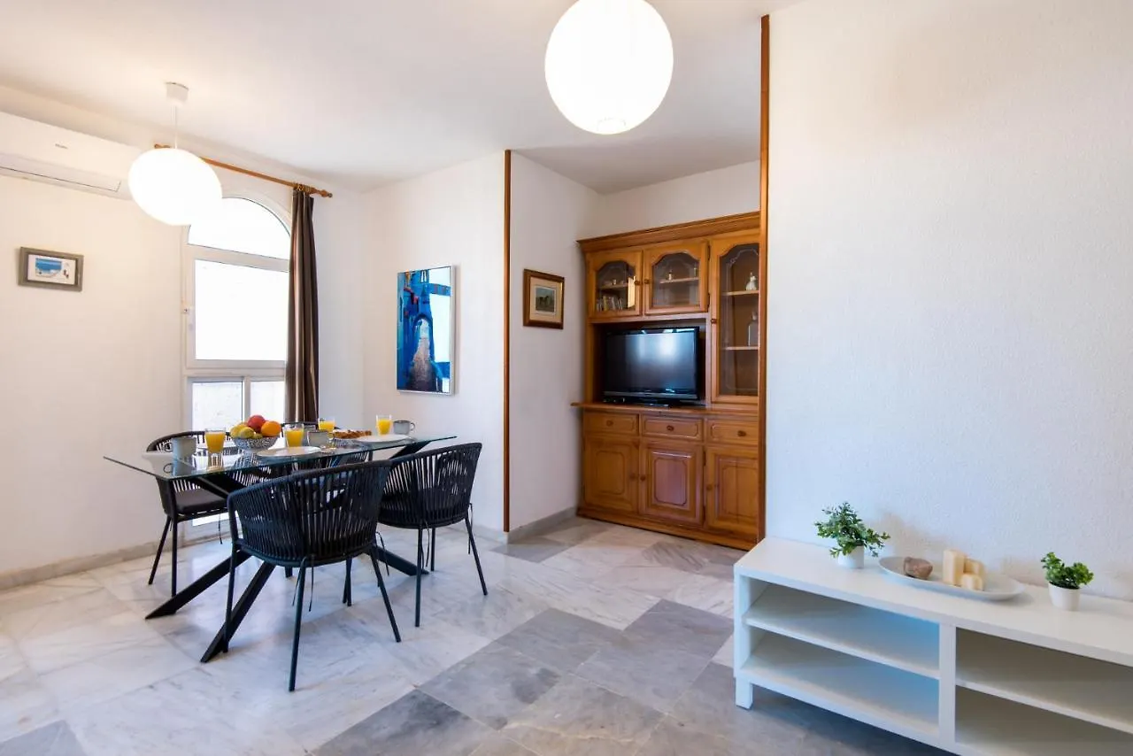 Boliches Center Apartment Next To The Beach, Parking, Pool & Terrace Fuengirola