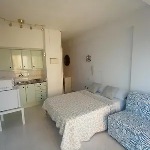 Lovely In Front Of The Beach. Apartamento Fuengirola